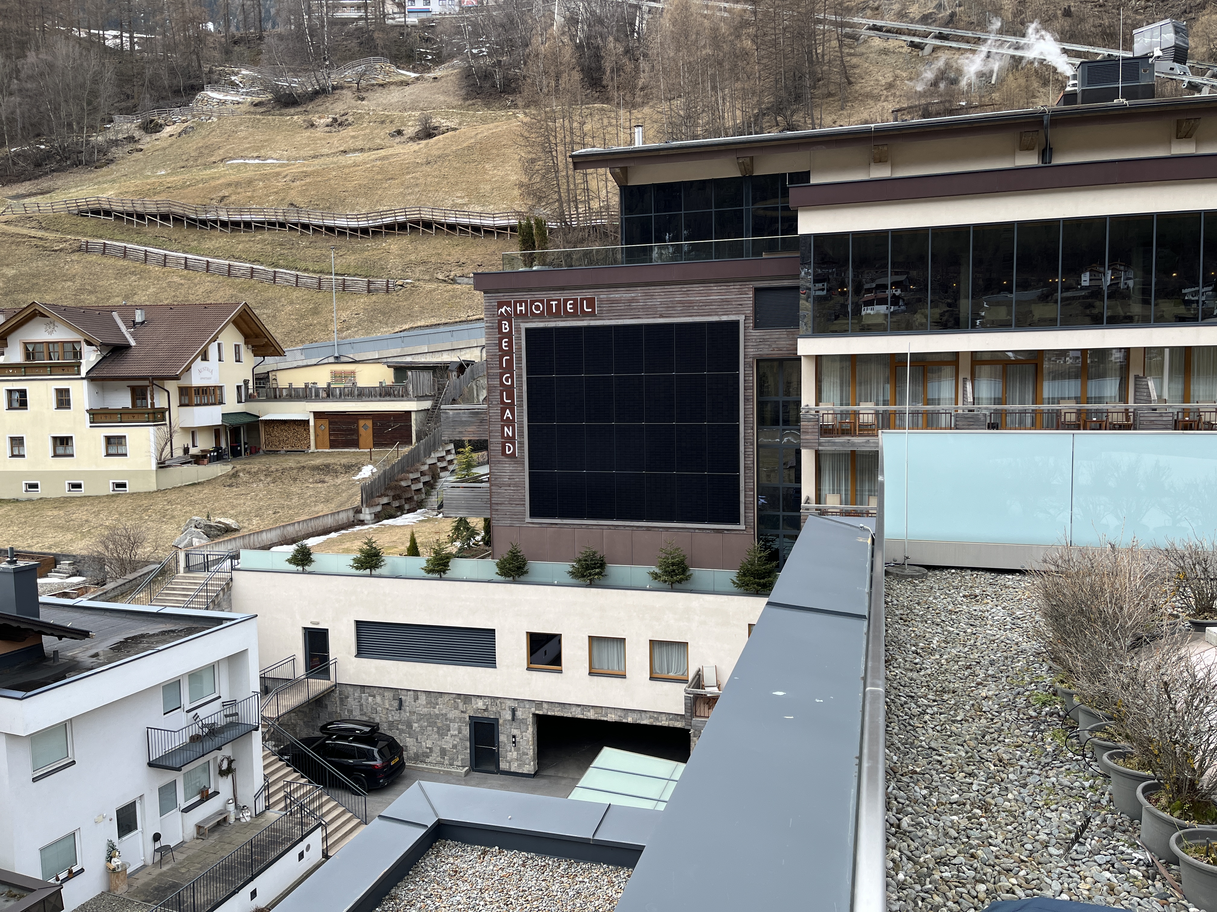 Hotel Bergland Sölden - Fassadenanlage